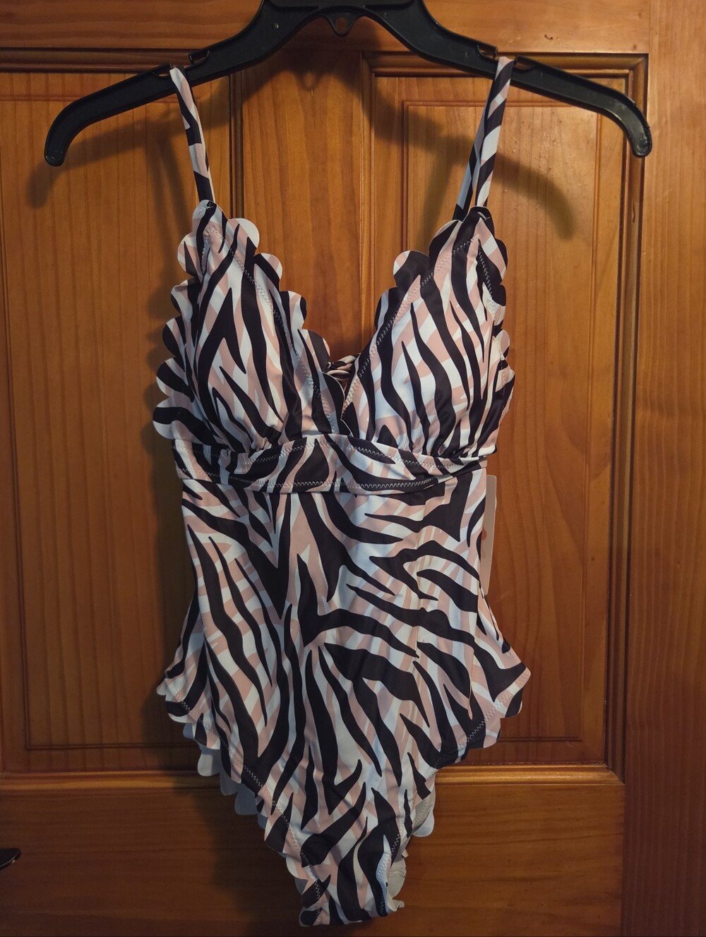 Charmo One-piece Swimsuit Scalloped Accent Trim Peach Black Zebra Print NWT Med